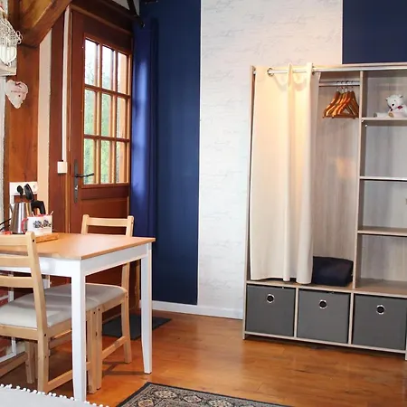 Devalpierre Adult Only Pensionat Glanville