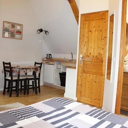 Devalpierre Adult Only Pensionat Glanville