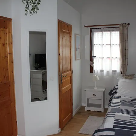 Devalpierre Adult Only Glanville