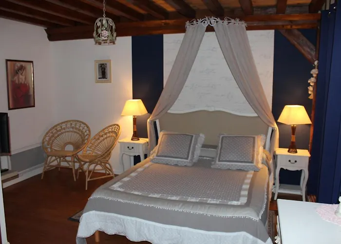 Devalpierre Adult Only 4* Glanville